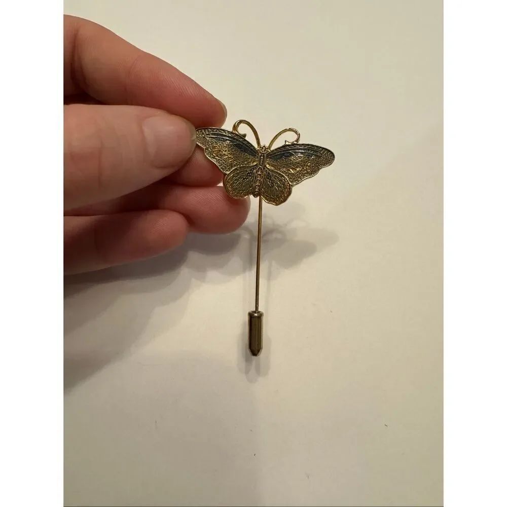 Vintage Butterfly Stick Pin / Hat Pin – Gold Tone Filigree – Costume Jewelry